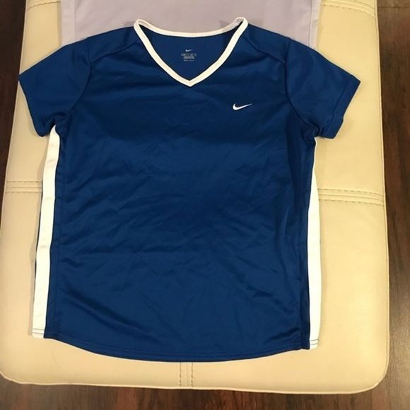 Nike bundle of Royal Blue and Purple Dri-Fit Short Sleeve Shirt Size: S - Picture 5 of 7